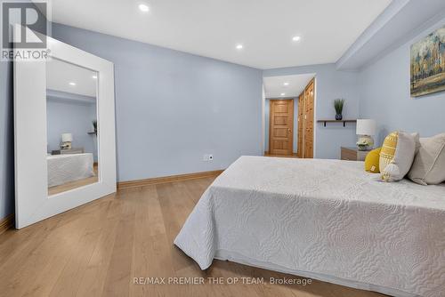 404 - 100 Arbors Lane, Vaughan, ON 
