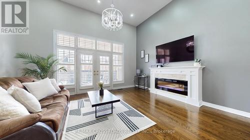 378 Malboeuf Court, Milton, ON 