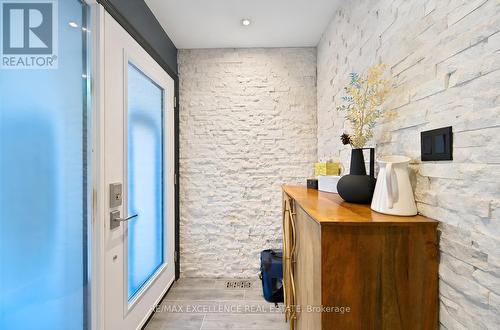 Entance / Accent Wall - 20 Manett Crescent, Brampton, ON 