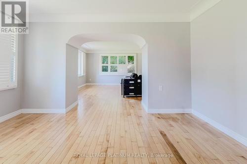 6 Varadi Avenue, Brantford, ON 
