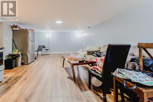 6 Varadi Avenue, Brantford, ON 