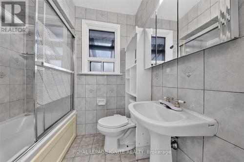 1197 Pharmacy Avenue, Toronto, ON 
