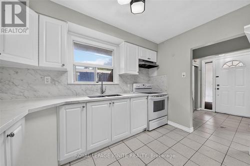 1197 Pharmacy Avenue, Toronto, ON 