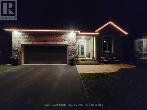 Outdoor lights-Fall - 332 De L'Etang Street, Clarence-Rockland, ON 