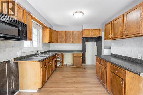 103 Hanna Crescent, Sarnia, ON 