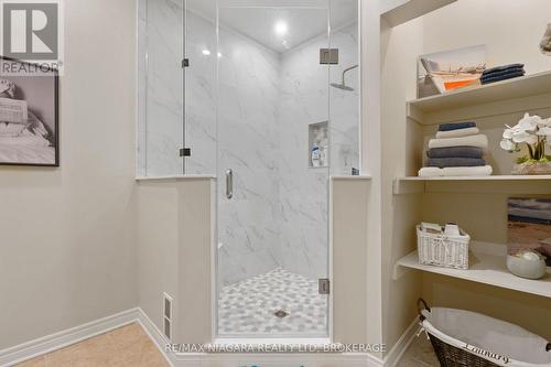 2487 Walker Court, Niagara Falls (Stamford), ON 