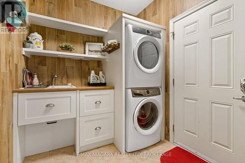 2487 Walker Court, Niagara Falls (Stamford), ON 