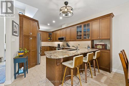 2487 Walker Court, Niagara Falls (Stamford), ON 