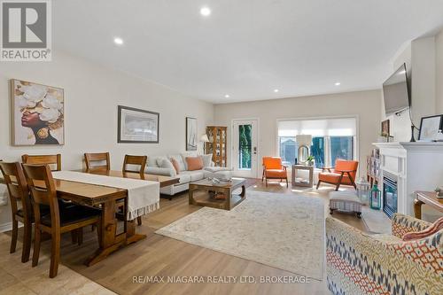 2487 Walker Court, Niagara Falls (Stamford), ON 