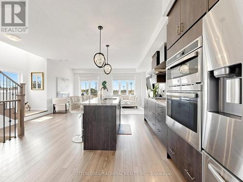 2 Seacoasts Circle, Vaughan, ON 