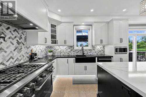 36 Regalia Way, Barrie, ON 