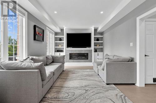 36 Regalia Way, Barrie, ON 