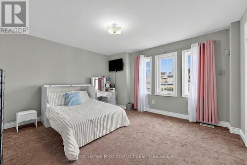 36 Regalia Way, Barrie, ON 