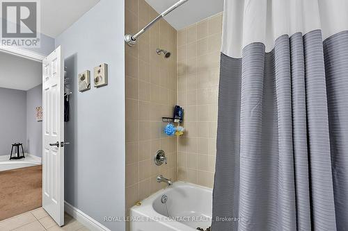 36 Regalia Way, Barrie, ON 
