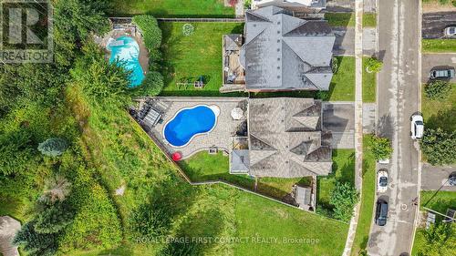 36 Regalia Way, Barrie, ON 