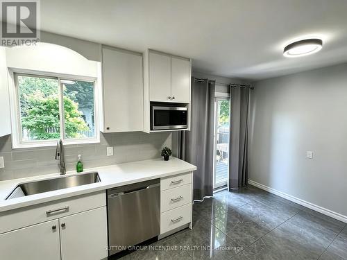 110 College Crescent, Barrie, ON 