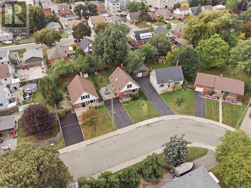 42 Delevan Crescent, Hamilton, ON 