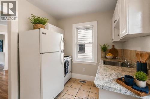 1054 Josephine, Windsor, ON 