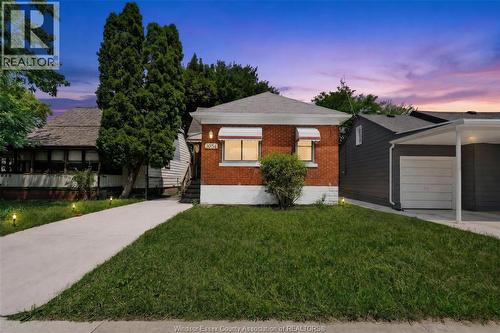 1054 Josephine, Windsor, ON 