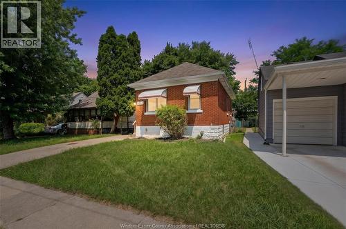 1054 Josephine, Windsor, ON 