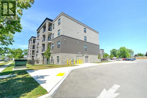 207 BROCK Unit# 117 , Amherstburg, Ontario N9V 2H3 2