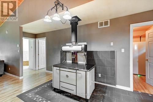 649 Madawaska Road, Hastings Highlands (Wicklow Ward), ON 