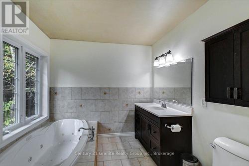 649 Madawaska Road, Hastings Highlands (Wicklow Ward), ON 