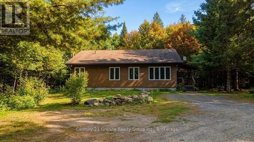 649 Madawaska Road, Hastings Highlands (Wicklow Ward), ON 