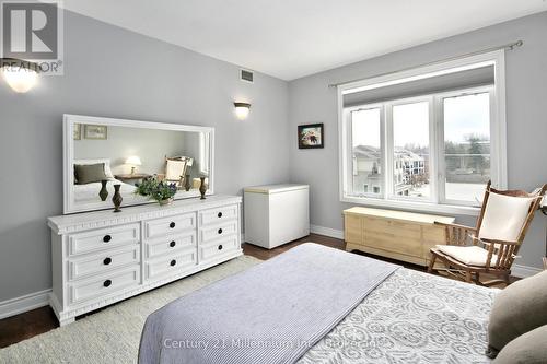 Primary Suite - 407 - 10 Bay Street E, Blue Mountains, ON 