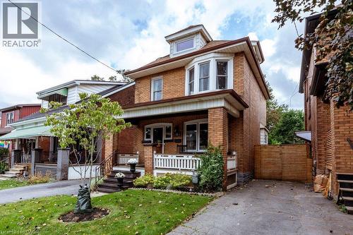 243 Grosvenor Avenue S, Hamilton, ON 