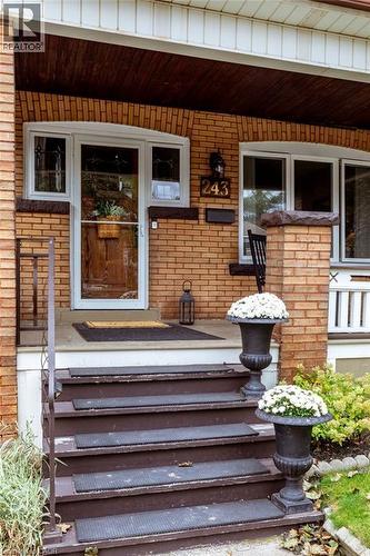 243 Grosvenor Avenue S, Hamilton, ON 