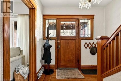 243 Grosvenor Avenue S, Hamilton, ON 