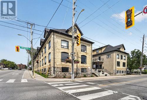 9 - 12 Bridgeport Road E, Waterloo, ON 