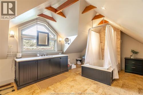 7137 Creek Line West, Pain Court, ON 