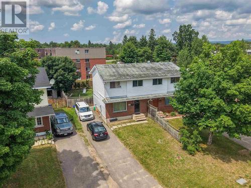 75 Robin St, Sault Ste. Marie, ON 