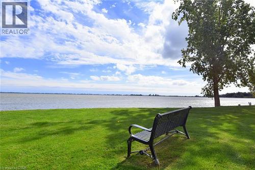 8 Chestnut Street, Port Rowan, ON 