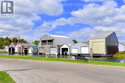8 Chestnut Street, Port Rowan, ON 