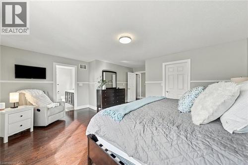 3053 Jenn Avenue, Burlington, ON 