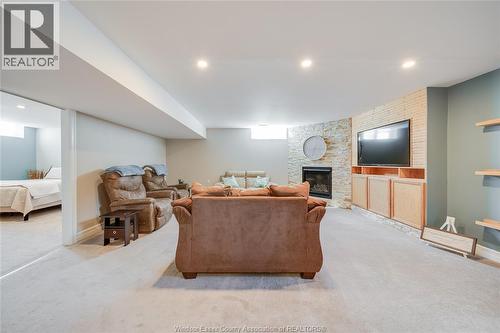 35 Marshwoods Boulevard, Kingsville, ON 