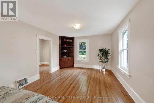 229 4Th Street E, Cornwall, ON 