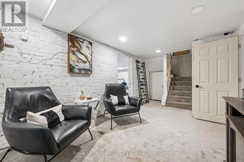 1 Barber Avenue, Guelph (Exhibition Park), ON 