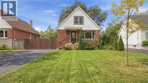 42 Delevan Crescent, Hamilton, ON 