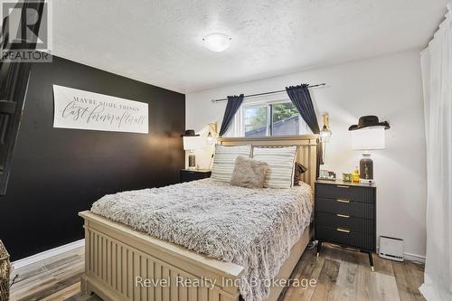 Master bedroom - 439 Mageau Street, West Nipissing (Sturgeon Falls), ON 