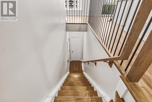 211 - 2061 PROSPECT STREET , Burlington, Ontario L7R 1Z2 3