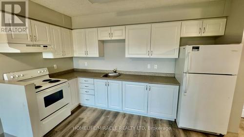 705 - 593 STRASBURG ROAD , Kitchener, Ontario N2E 0J7 5