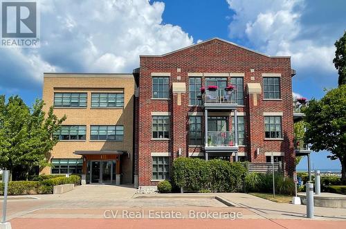 303 - 1 SHIPYARD LANE , Collingwood, Ontario L9Y 0W2 2