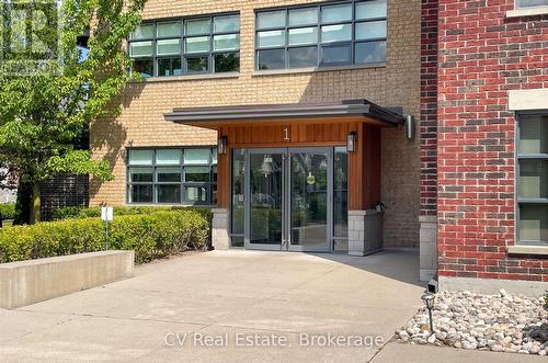 303 - 1 SHIPYARD LANE , Collingwood, Ontario L9Y 0W2 3