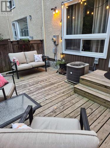 1576 Lassiter Terrace, Ottawa, ON 