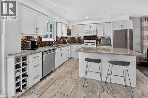 31 Princess Boulevard, Grimsby, ON 