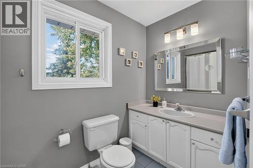 31 Princess Boulevard, Grimsby, ON 